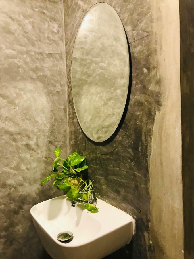 Frog House Bed & Breakfast (Adults Only) Patong Extérieur photo